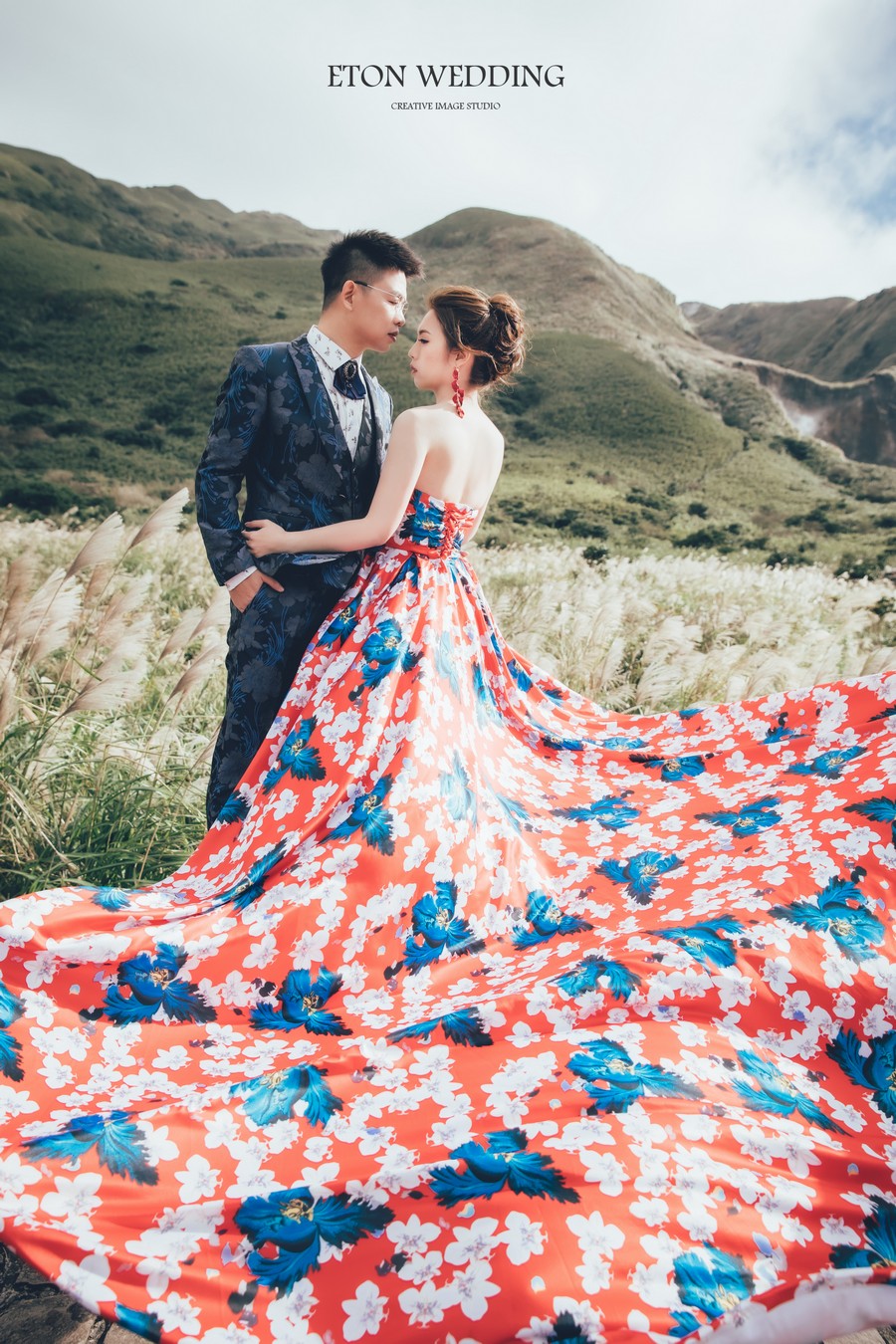 花布款禮服婚紗全新免費升等 婚紗攝影 攝影工作室 自助婚紗 婚紗工作室
